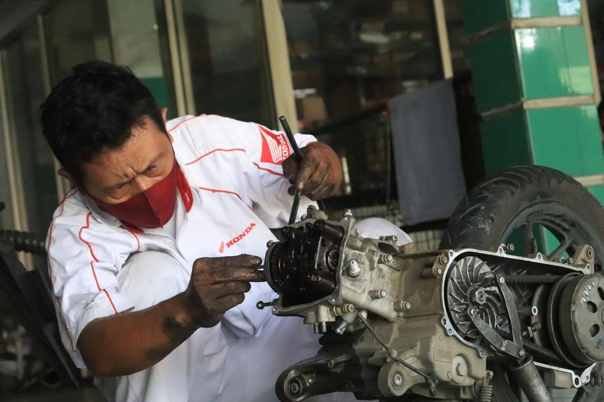 Komponen motor yang diservis setelah mudik