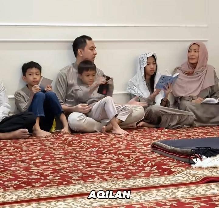 potret Ayu Dewi rayakan ultah Aqilah di bulan Ramadan