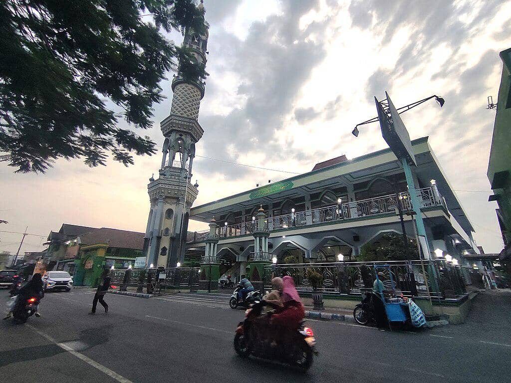 Masjid Ar Ridlo Mojoagung Kabupaten Jombang