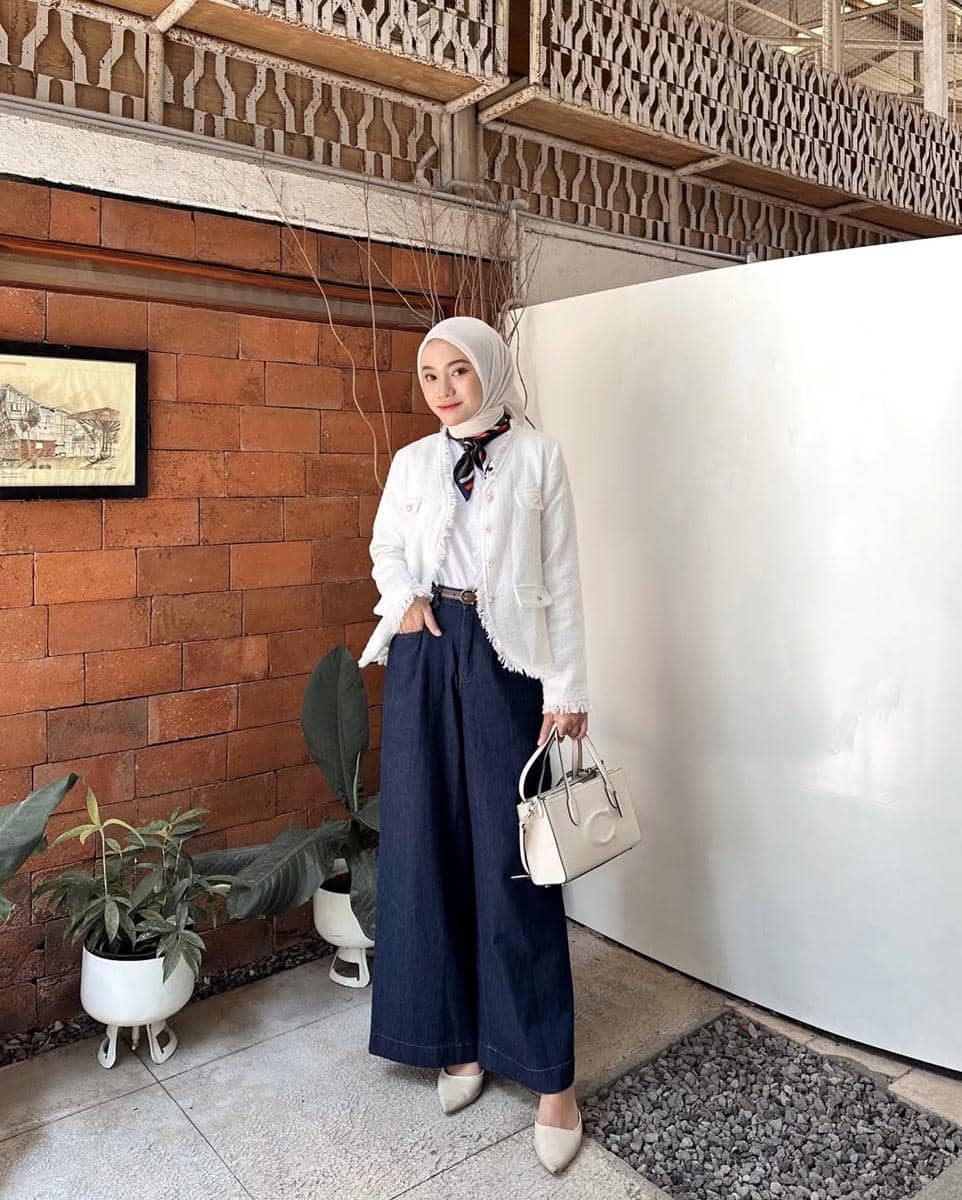 OOTD Hijab ke Kantor ala Melvin Maylani