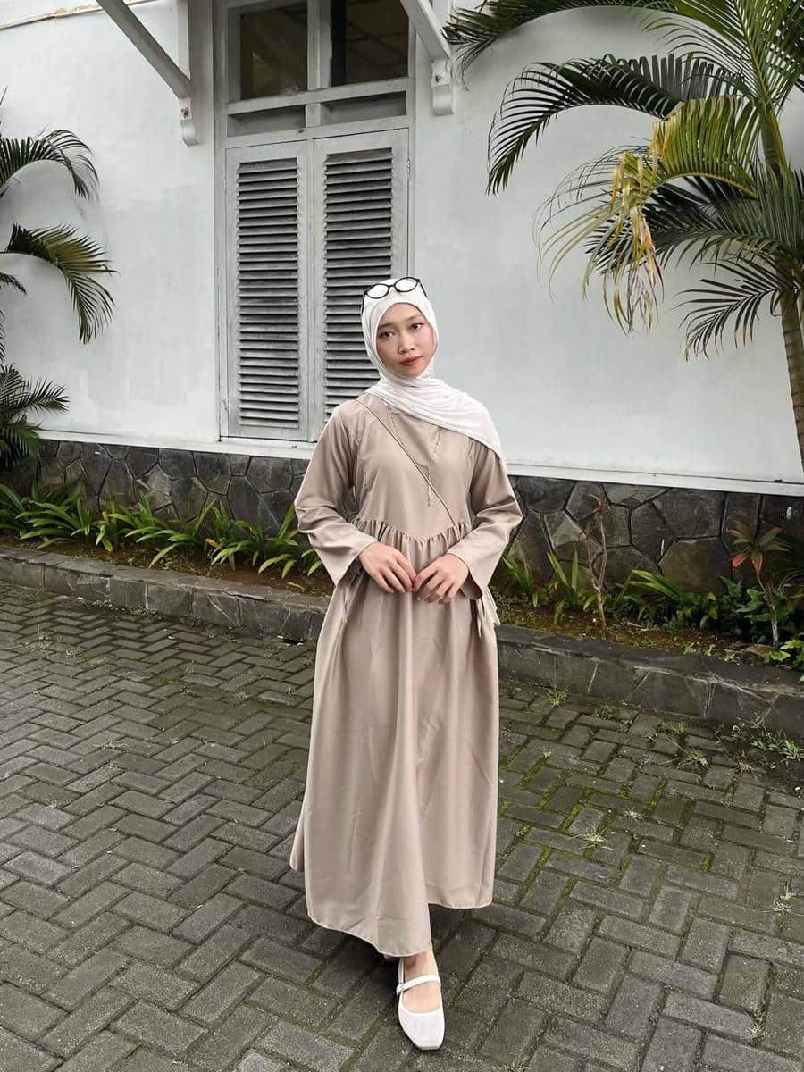 OOTD Lebaran Nuansa Earth Tone