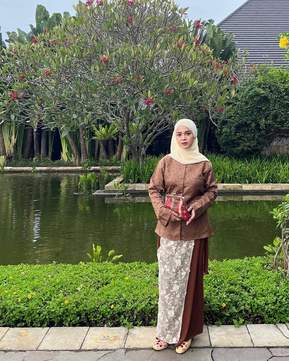 Outfit Lebaran ala Yure Zalina