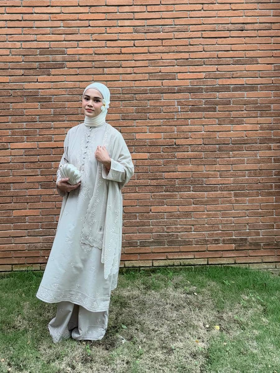 Outfit Lebaran Kekinian ala Yure Zalina