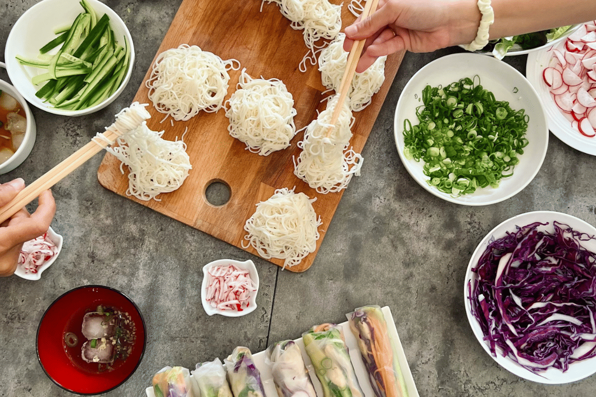 ilustrasi membuat bun cha hanoi