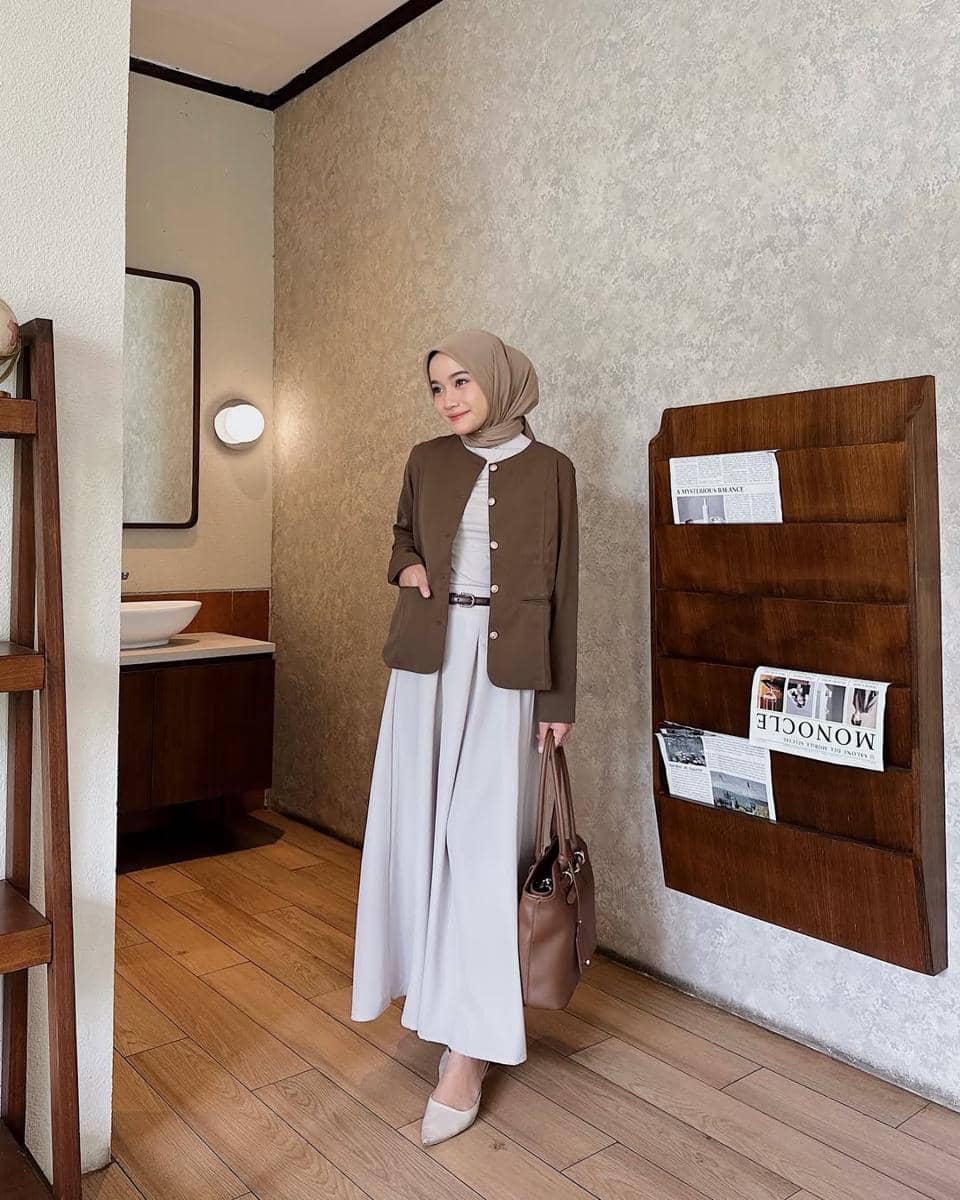 OOTD Hijab ke Kantor ala Melvin Maylani