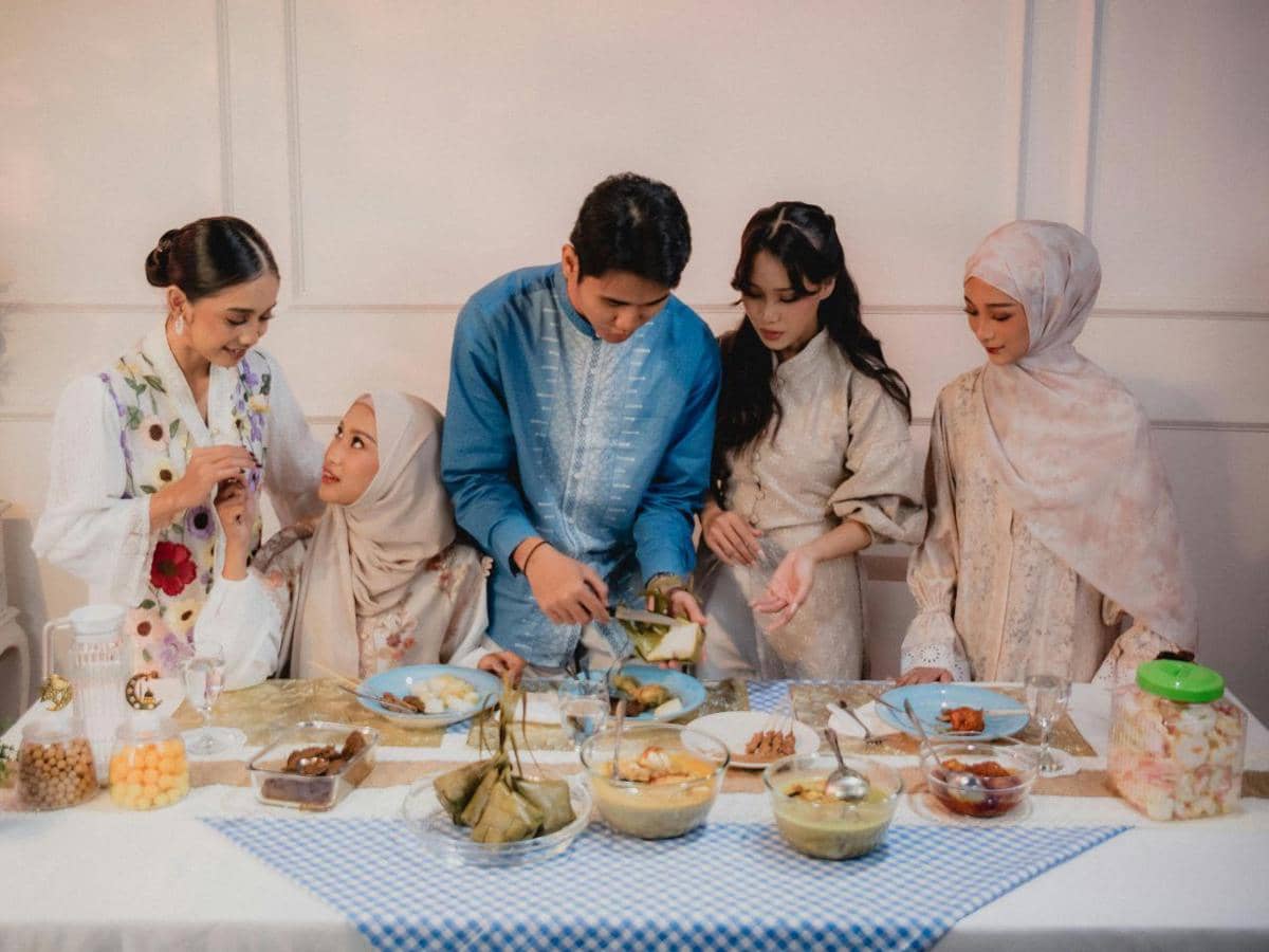 Ilustrasi berbuka puasa bersama