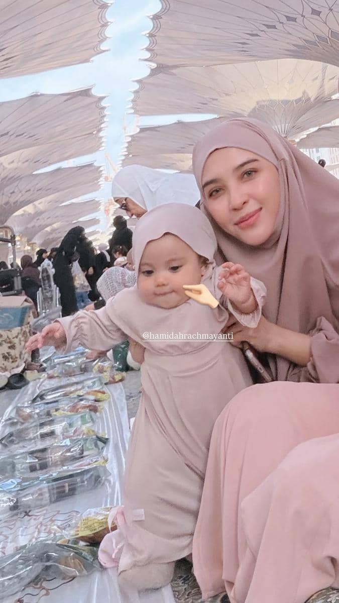 Seleb yang beribadah umrah di 10 malam terakhir Ramadan 2026