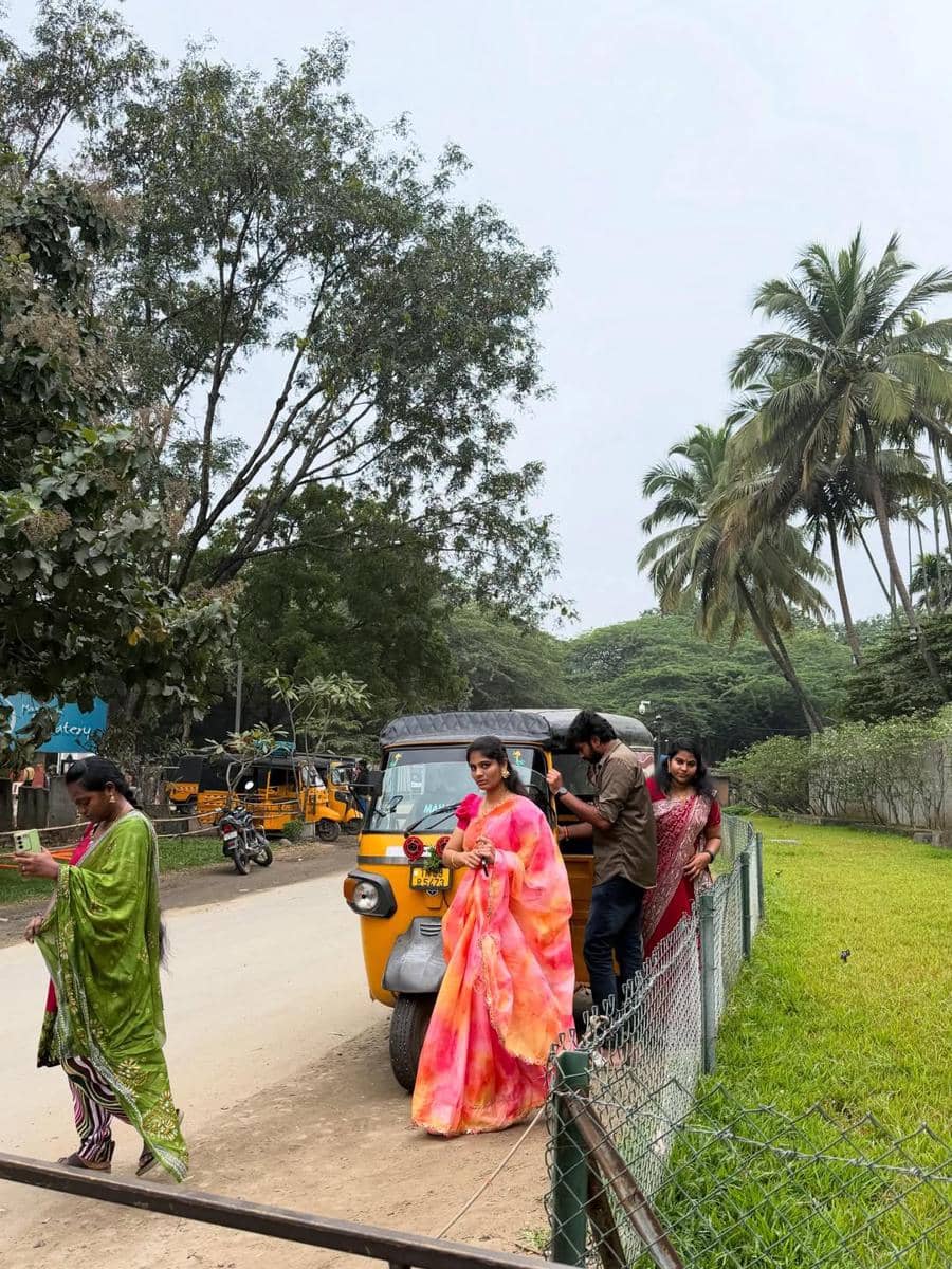 Raline Shah berkeliling Coimbatore, India