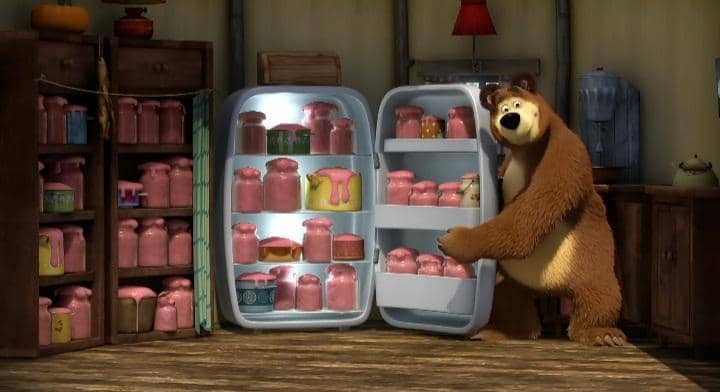 cuplikan Masha and The Bear episode Recipe for Disaster