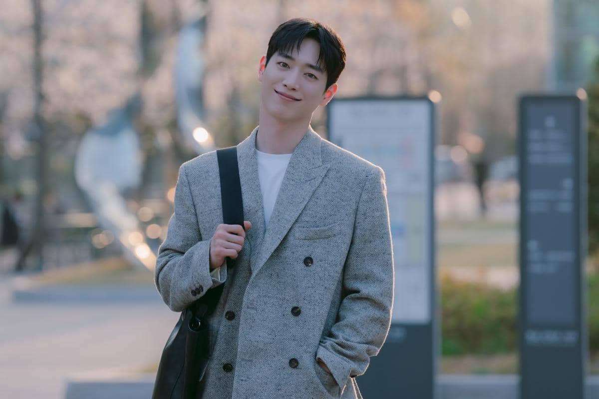 [QUIZ] Apa Kamu Masuk 12 Ribu Cewek yang Ngedate sama Seo Eun Ho Boyfriend on Demand?
