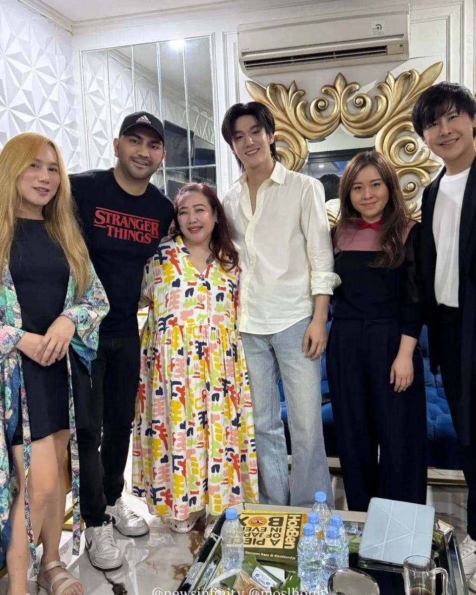 Mos Panuwat main serial Indonesia Bunga di Tepi Jurang 