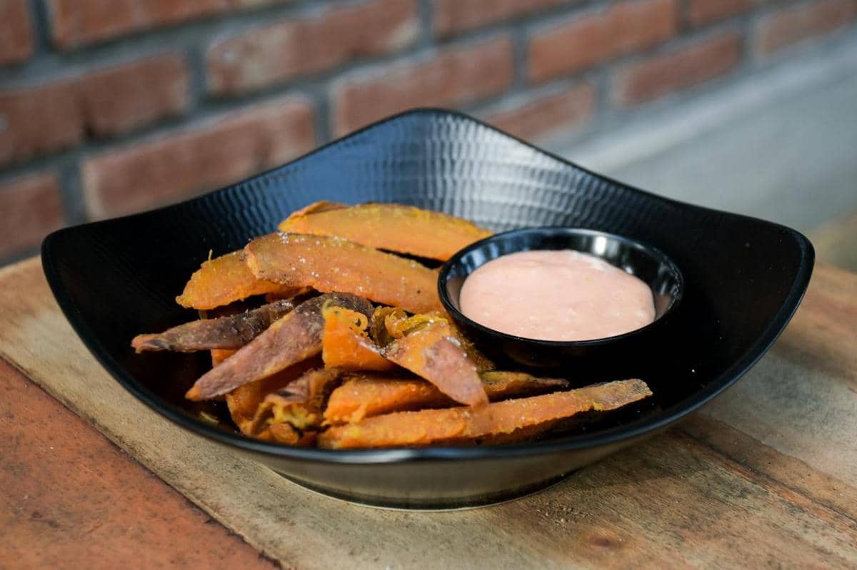 5 Ide Food Pairing Takjil yang Tepat, biar Perut Gak Kaget