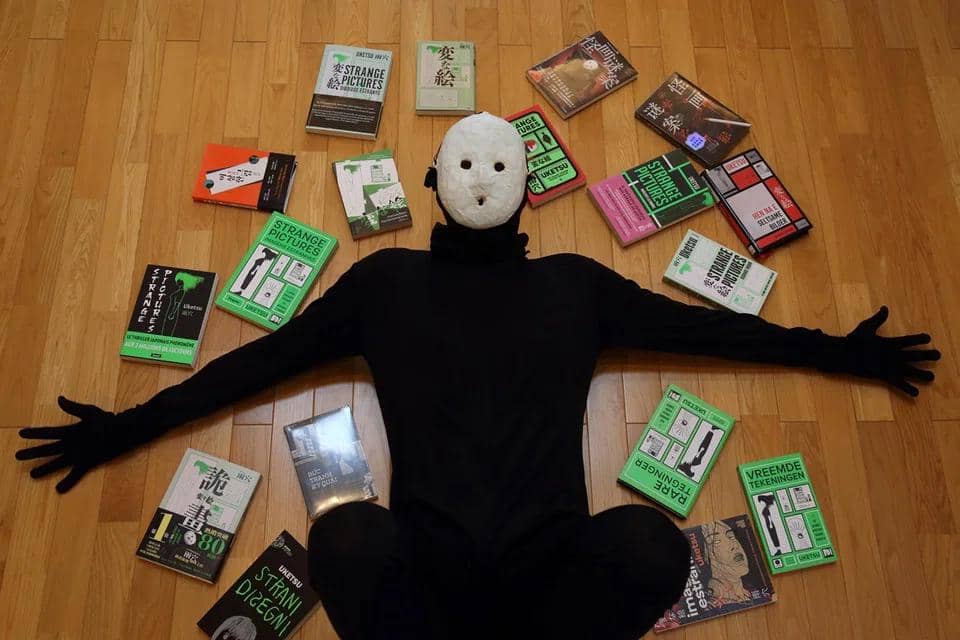 Uketsu, Penulis Misterius dengan Karya Penuh Teka-teki