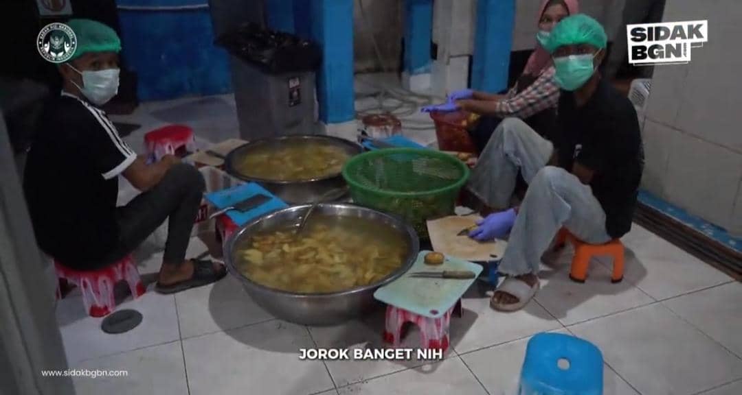 Dapur MBG di Palembang Disidak, Masak Tak Sesuai SOP Bakal Ditutup?