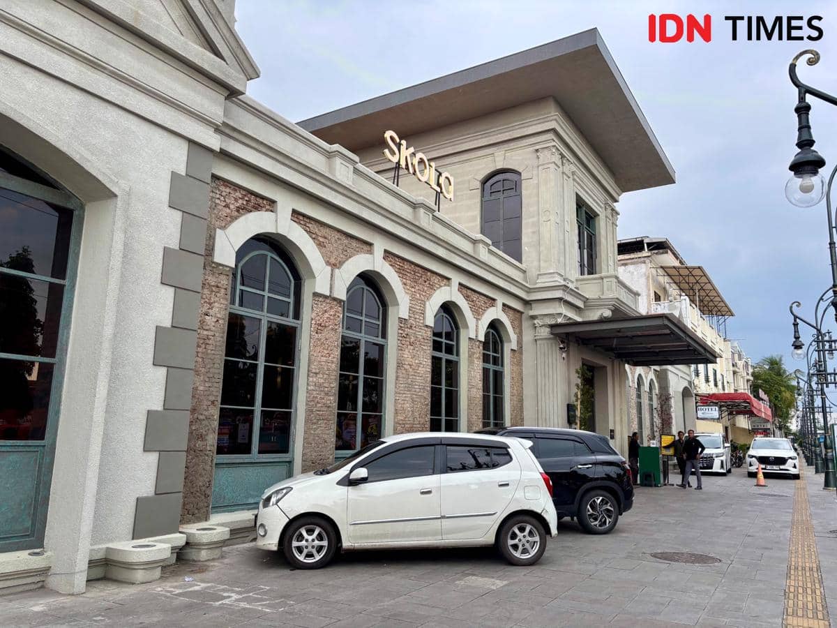 Suasana bangunan Djournal Coffee Kota Lama Semarang. (IDN Times/Dhana Kencana)
