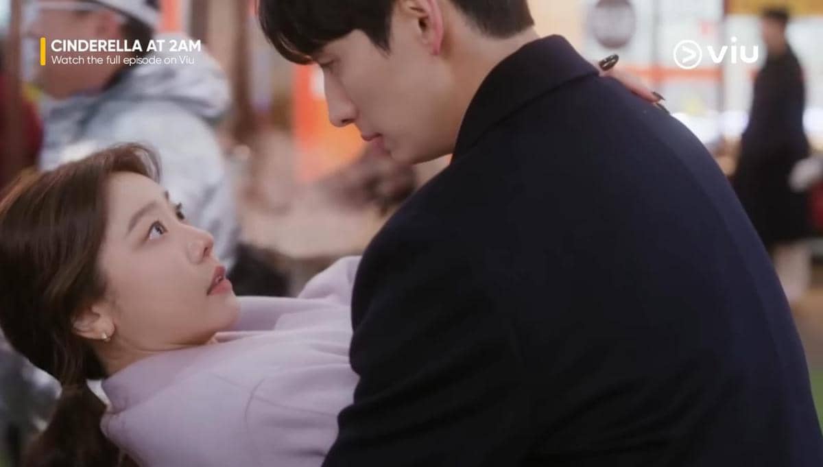 cuplikan Seo Si Won & Lee Mi Jin di Cinderella at 2 AM