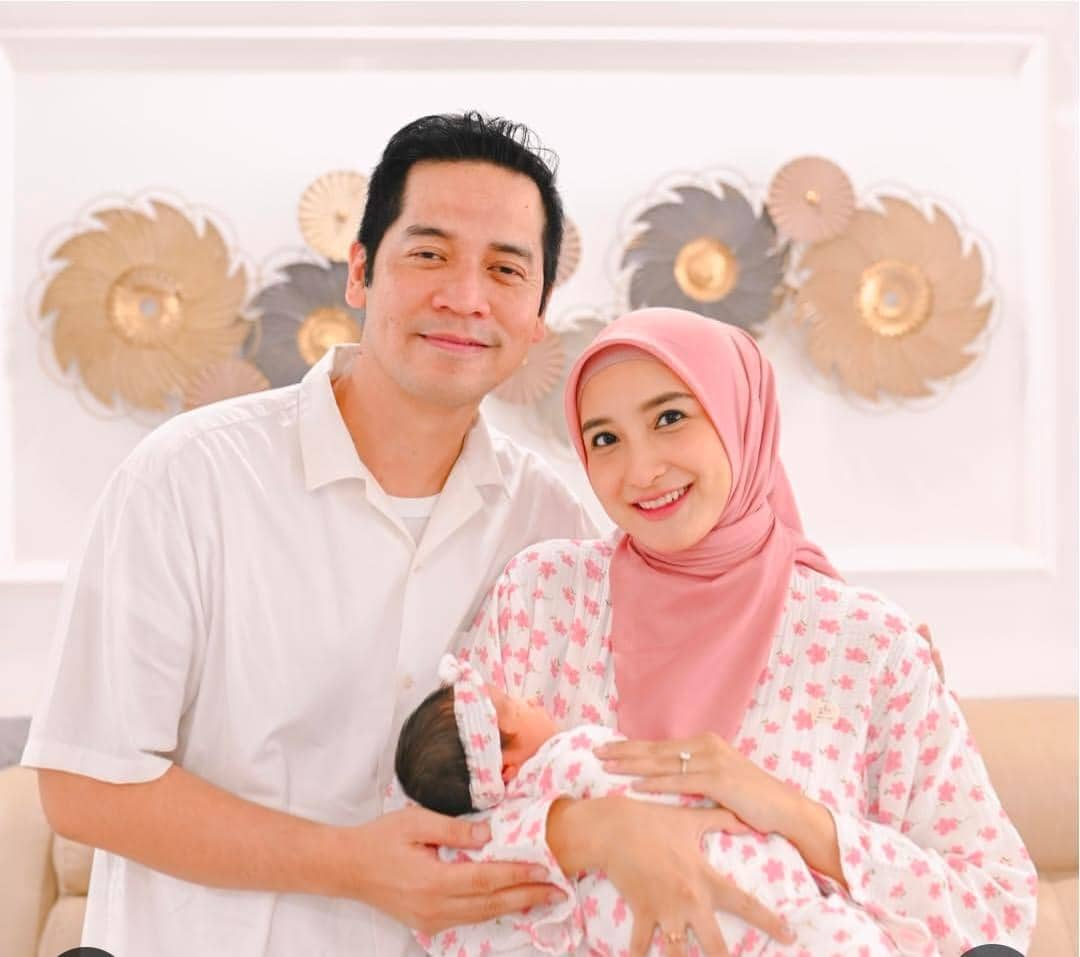 Ricky Perdana dan Chaca dikaruniai anak ketiga