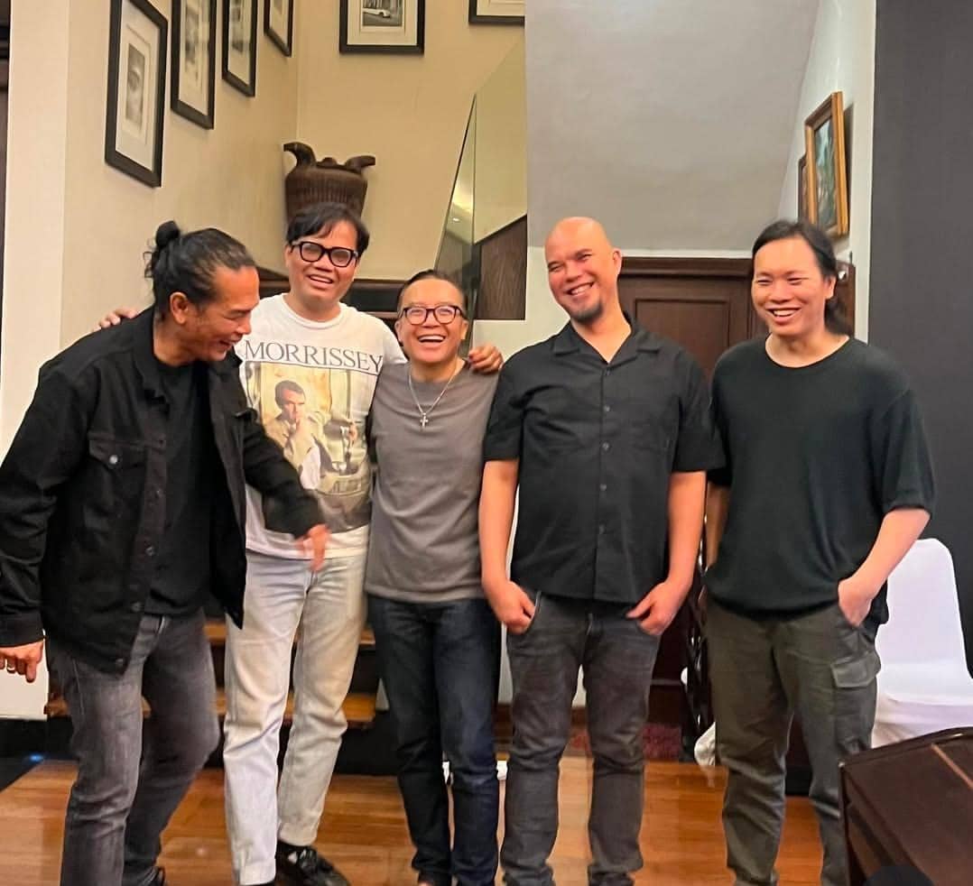 potret Ari Lasso buat acara bukber di rumah