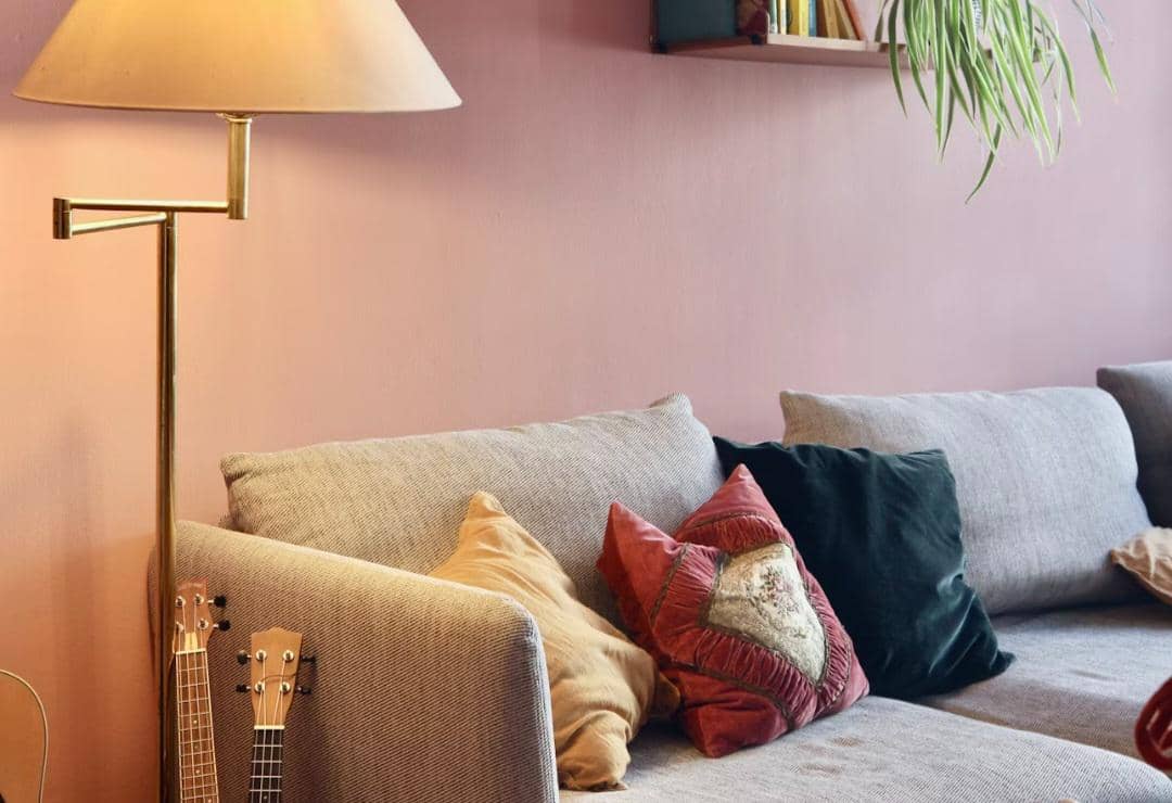 ilustrasi ruang tamu blush pink