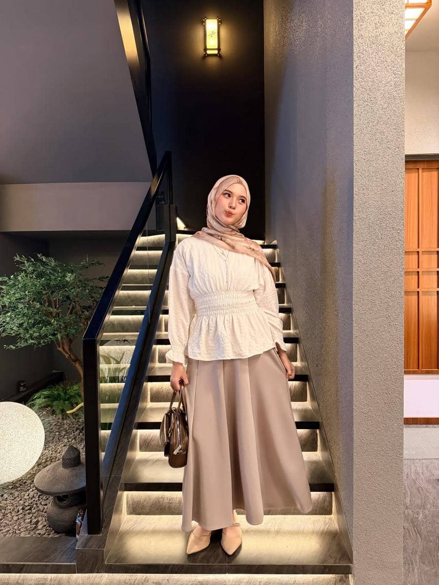 inspirasi OOTD ala Siska Amera