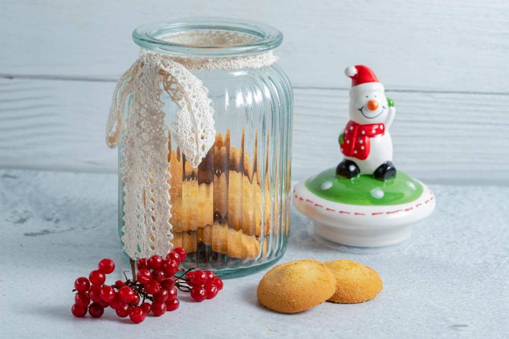 ilustrasi stoples kue