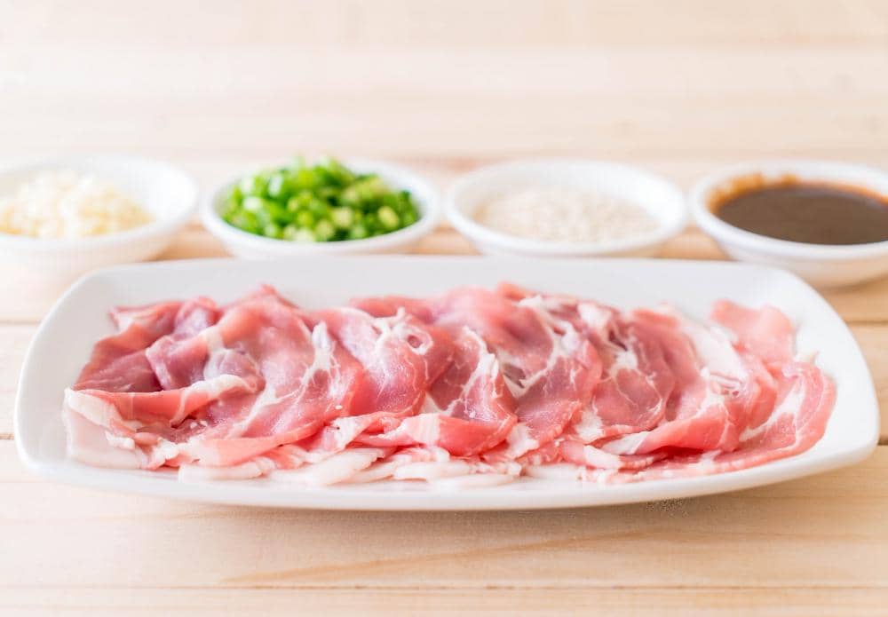 ilustrasi daging sapi slice 