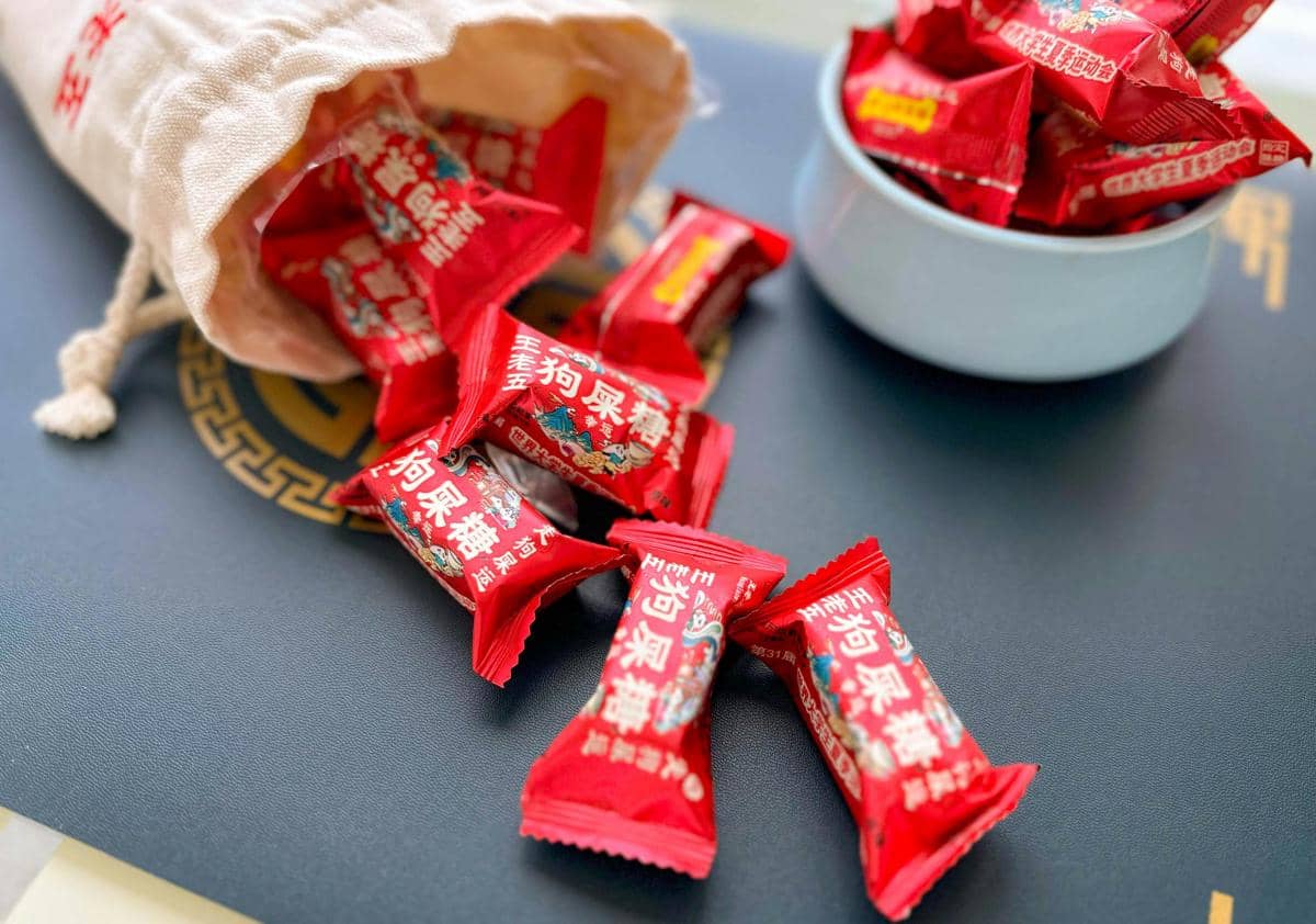 ilustrasi THR jajanan