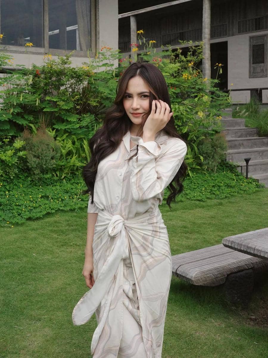 OOTD ala Mahalini yang cocok buat Lebaran