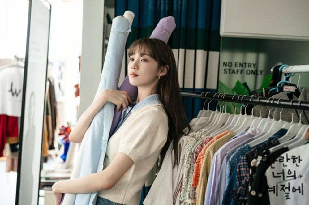 Cuplikan drakor In Your Radiant Season