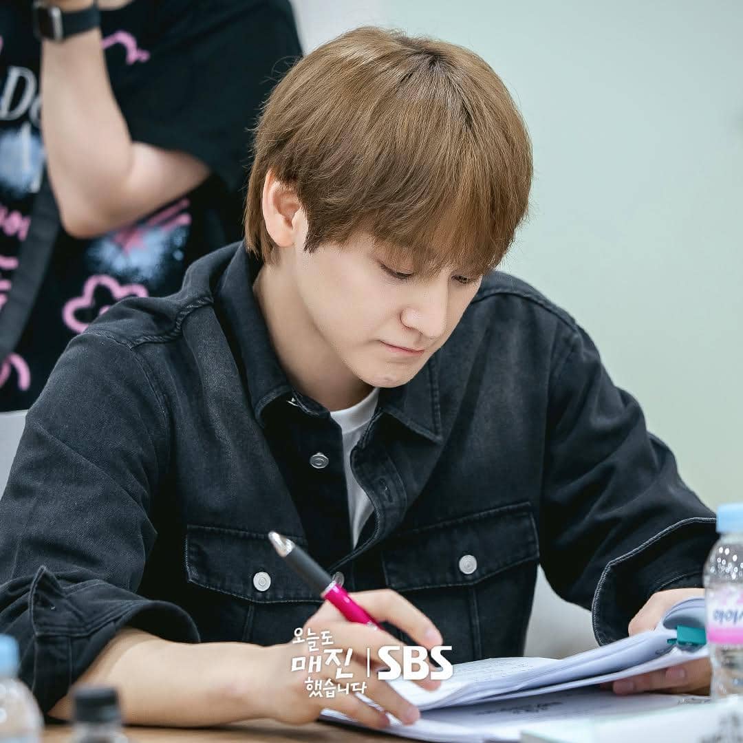 Pembacaan naskah Sold Out On You