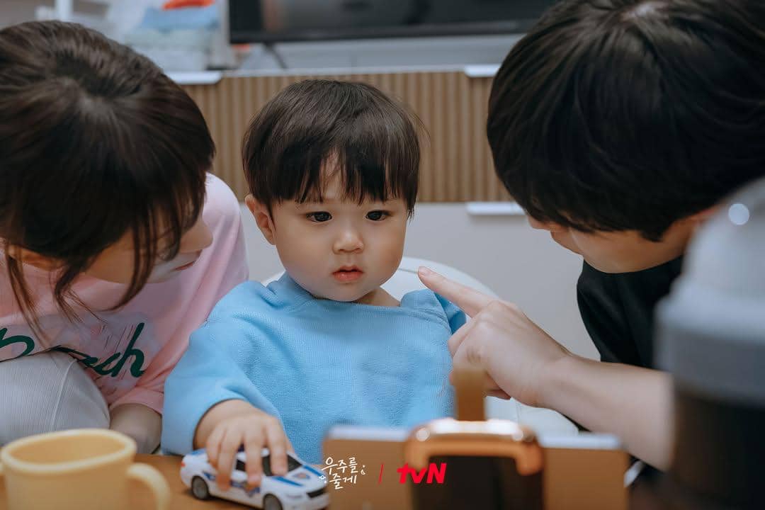 cuplikan drama Our Universe.