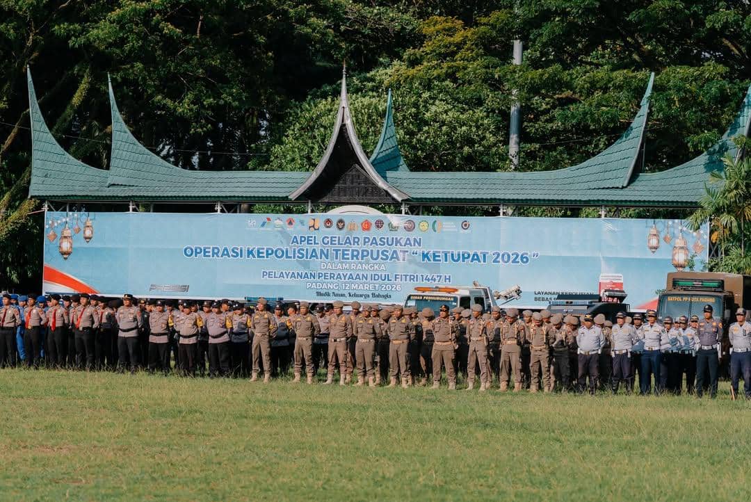 Apel gelar pasukan Polda Sumbar 