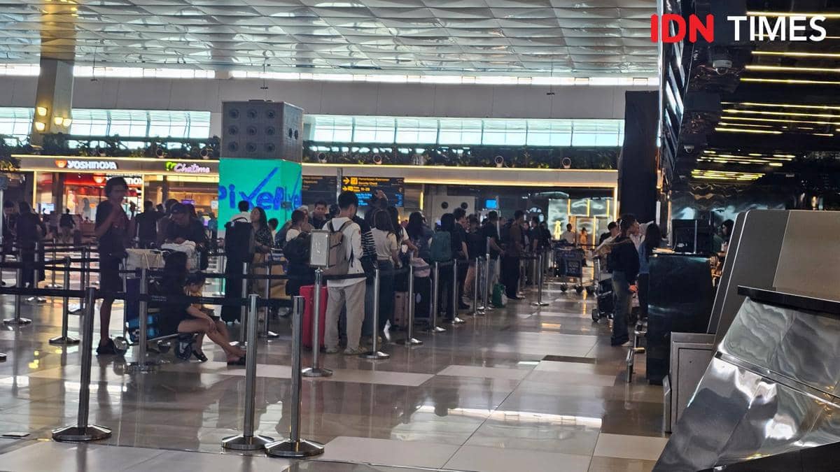 Ilustrasi penumpang di Bandara Soetta