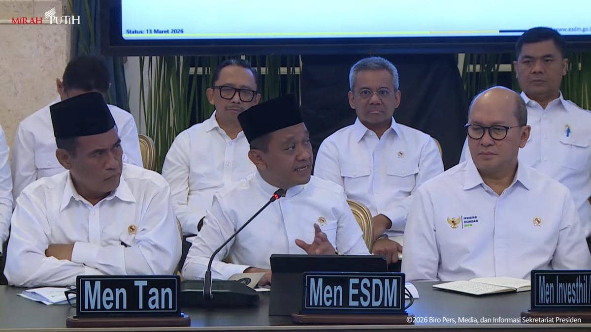 Bahlil Ngadu ke Prabowo Ada Trader Singapura Tarik 2 Kargo Minyak RI