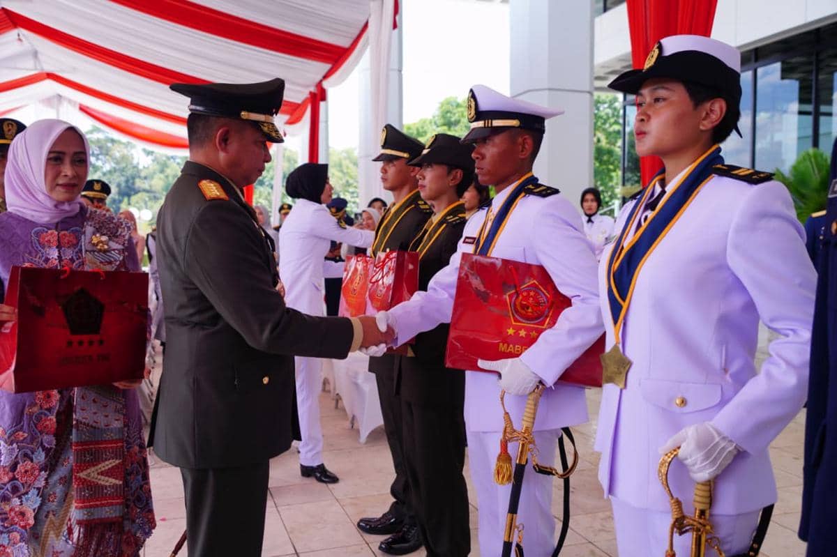 Panglima TNI Lantik 796 Perwira Prajurit Karier di Cilangkap
