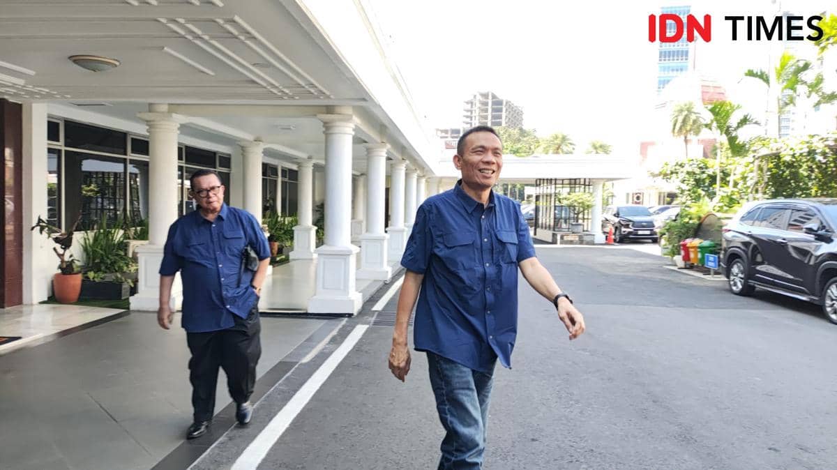 Rismon Tersangka Kasus Ijazah Jokowi Temui Gibran di Istana Wapres