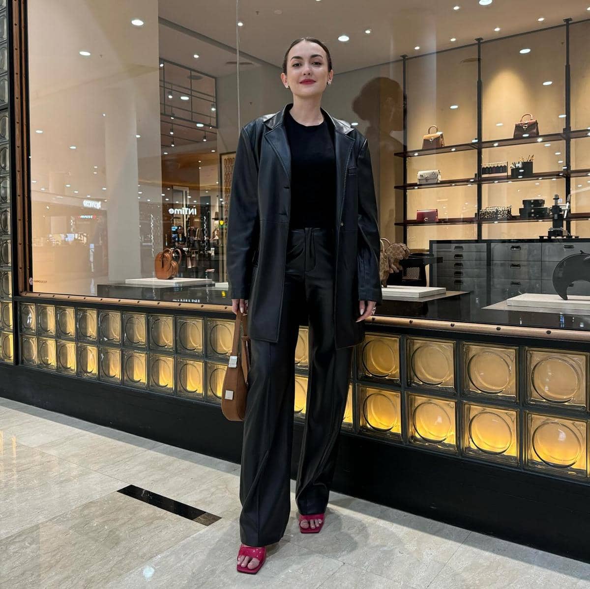 OOTD pemain film Senin Harga Naik 