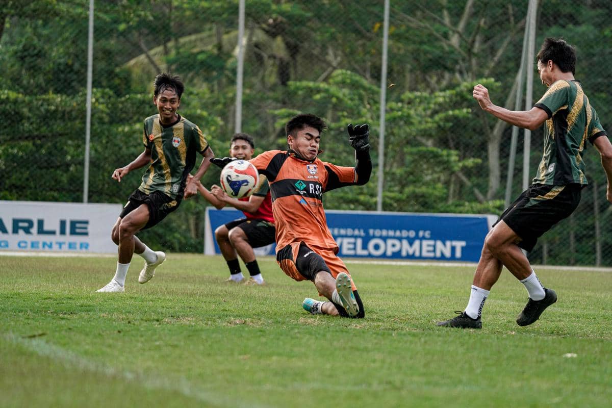 kendal tornado fc, ktfc latihan, pemain ktfc