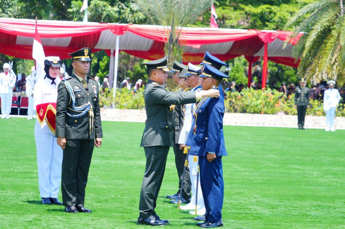 Panglima TNI Agus Subiyanto
