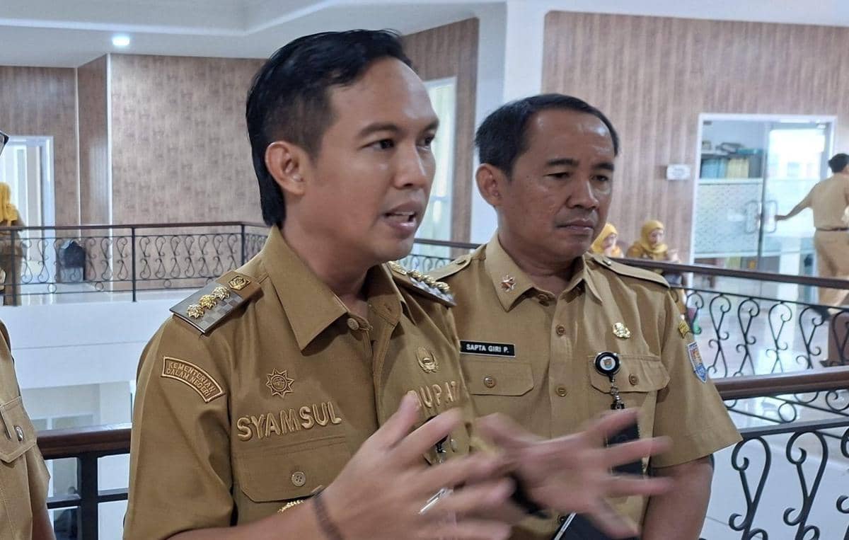 Profil Bupati Cilacap Syamsul Auliya Rachman yang Terjaring OTT KPK