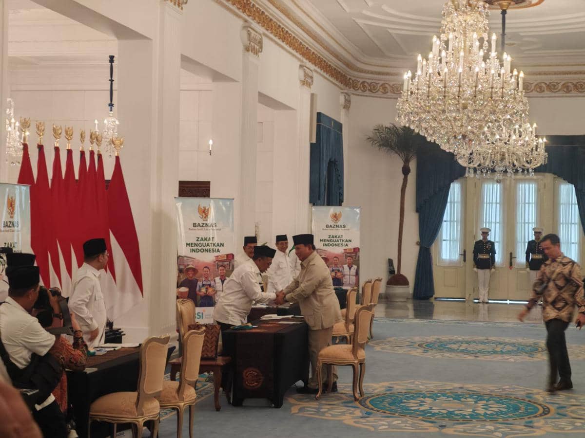 Prabowo dan Gibran Bayar Zakat Mal dan Fitrah melalui Baznas di Istana