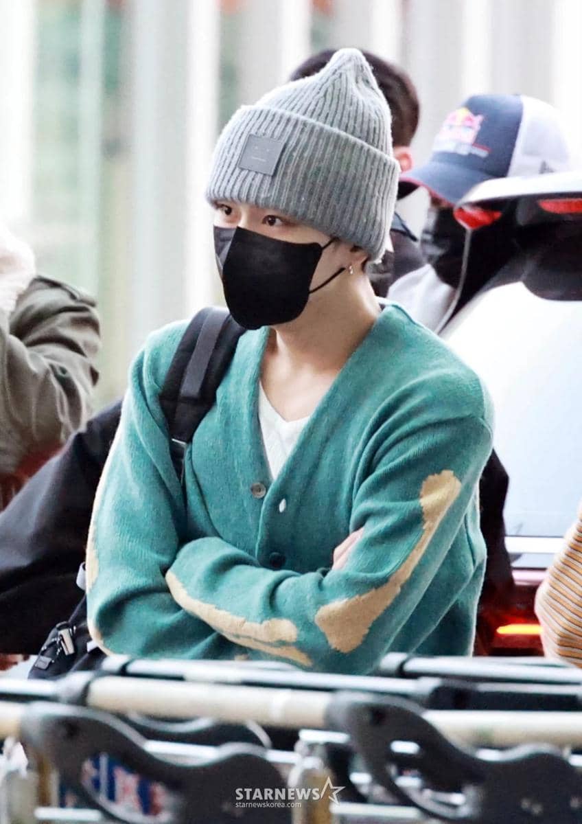 potret perdana Jungwon ENHYPEN setelah Heeseung keluar grup (dok. Starnews Korea)