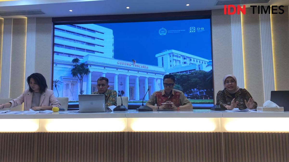 Suasana press briefing di Kementerian Luar Negeri (Kemlu) RI. 