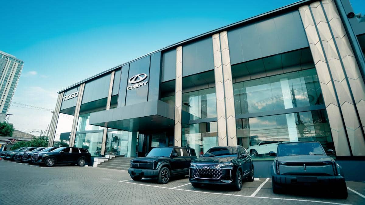 Foto 2_ Sebagai bagian dari layanan ini, pelanggan juga dapat menghubungi Chery Customer Care 24_7 di 0800-179-7979 apabila membutuhkan bantuan selama perjalanan mudik. Sebanyak 22 dealer Chery disiapkan sebag.jpeg