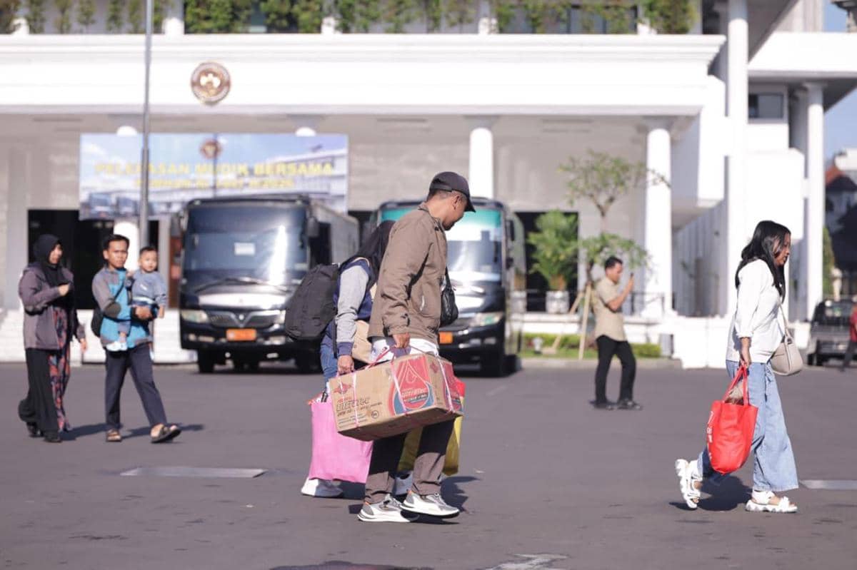 Kemhan Lepas 27 Bus Mudik Gratis Rute Jawa-Sumatra