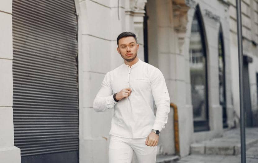 5 Tips Memilih Kemeja Basic Pria yang Nyaman untuk Lebaran