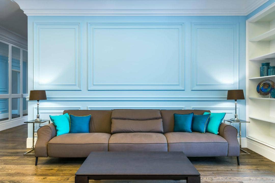 5 Manfaat Pilih Cat Ruang Tamu Biru Langit saat Lebaran, Bikin Terang!