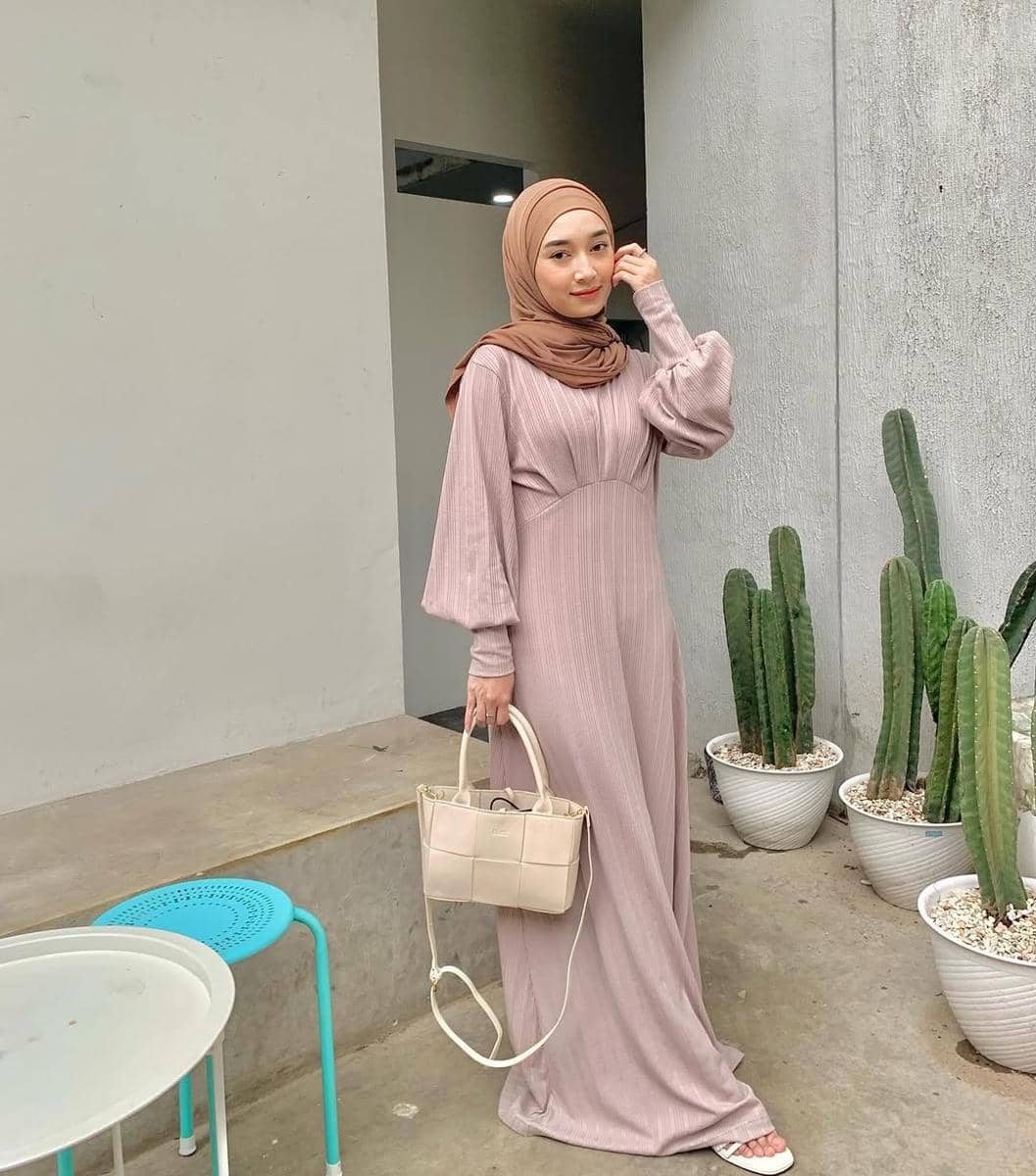 Outfit Lebaran ala Annisa Berliana