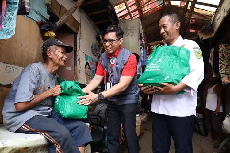 ilustrasi amil zakat 