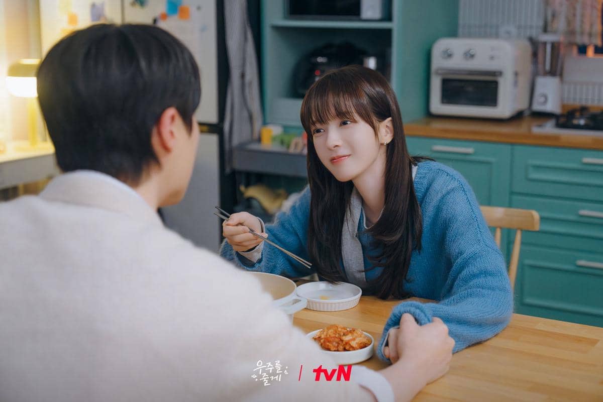 Roh Jeong Eui di Our Universe